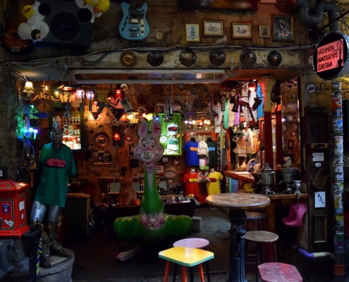 48 Hours in Budapest - Szimpla Kert